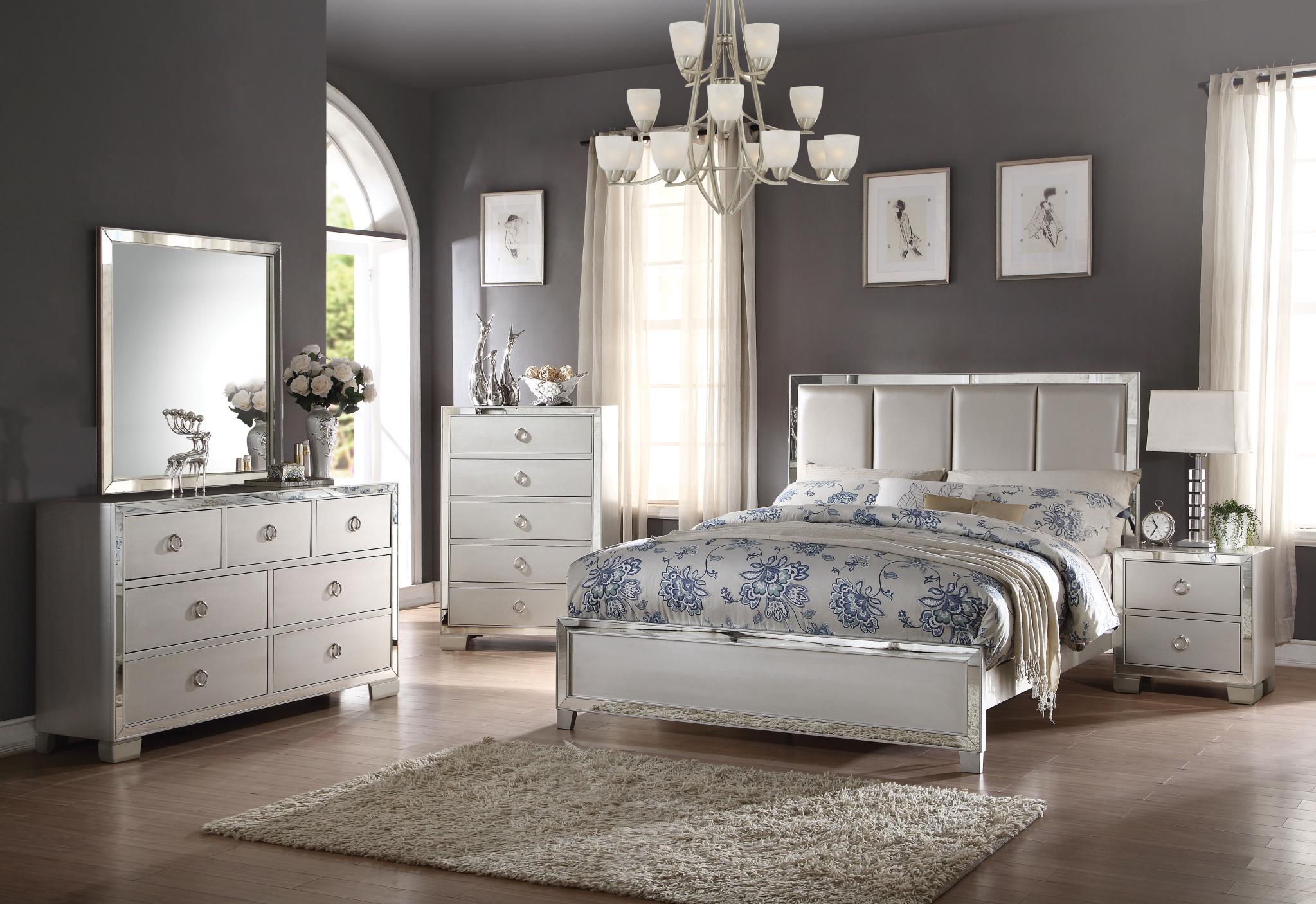 Voeville II - Bed (Padded HB)